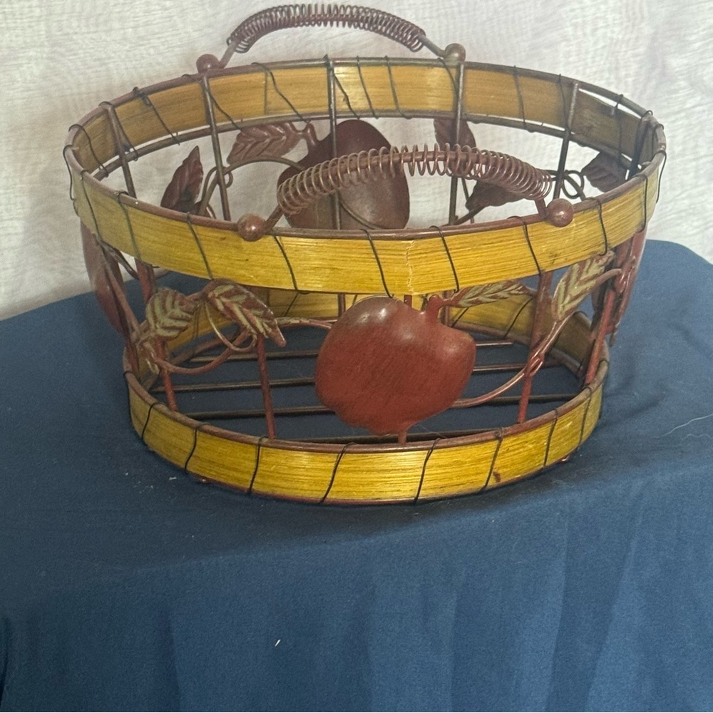 Decorative Wire Basket with Apple Design